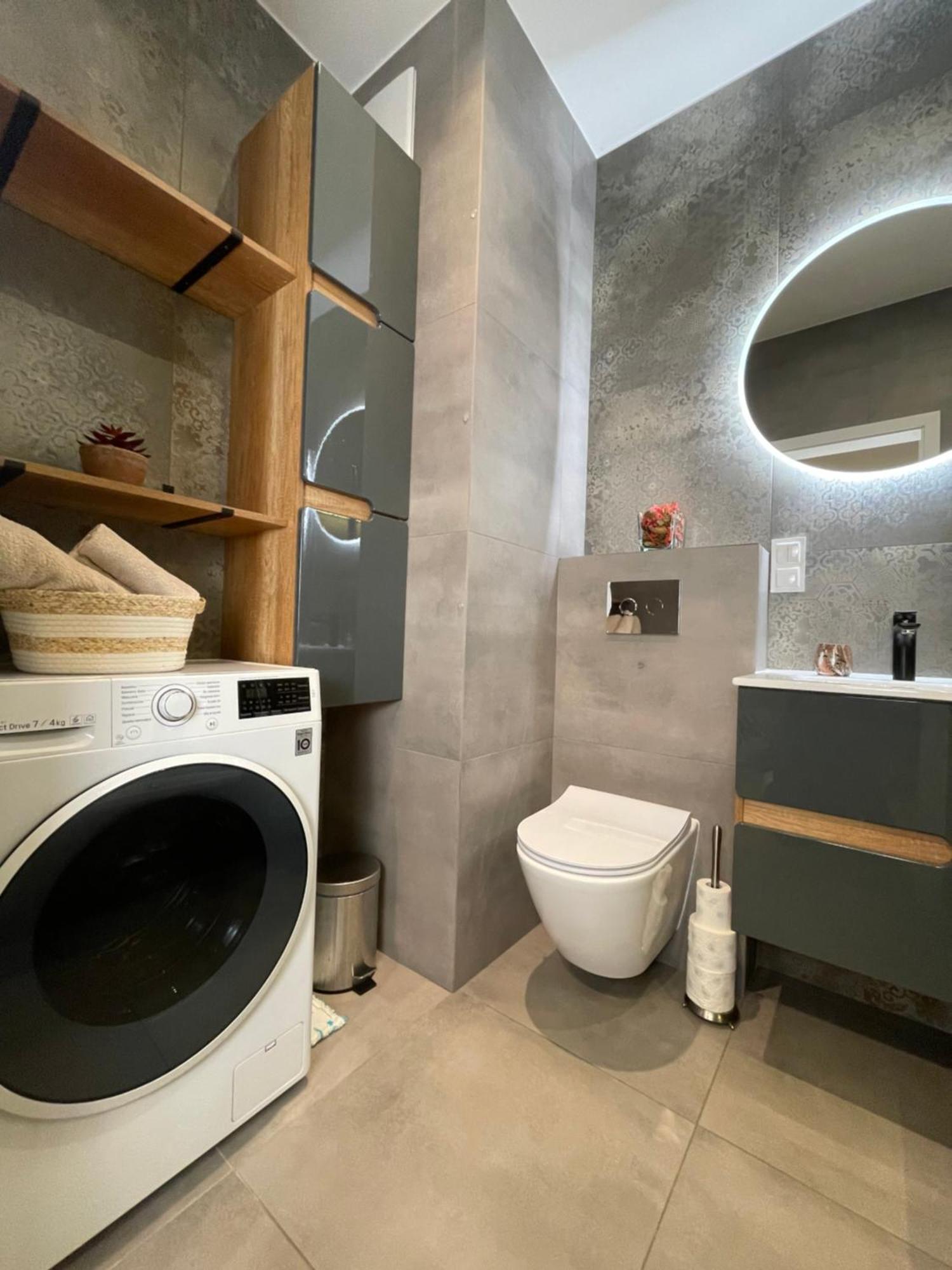 Essence Lux Apartment, Free Parking, Self Check-In 24H Poznań Exterior foto